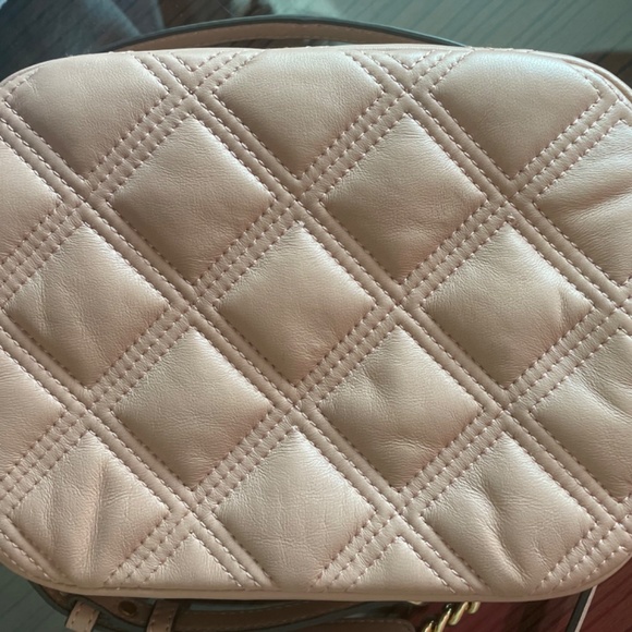 TORY BURCH Fleming Quilted Crossbody Camera Leather Bag - Picture 9 of 15